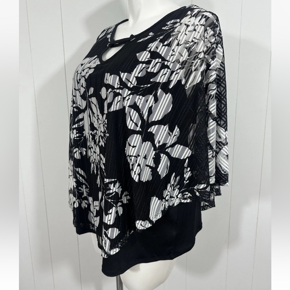 NWT Sweet Violet Size 2X 2 In 1 look Tank With Overblouse Bat Wing Sleeve Floral - Picture 5 of 10